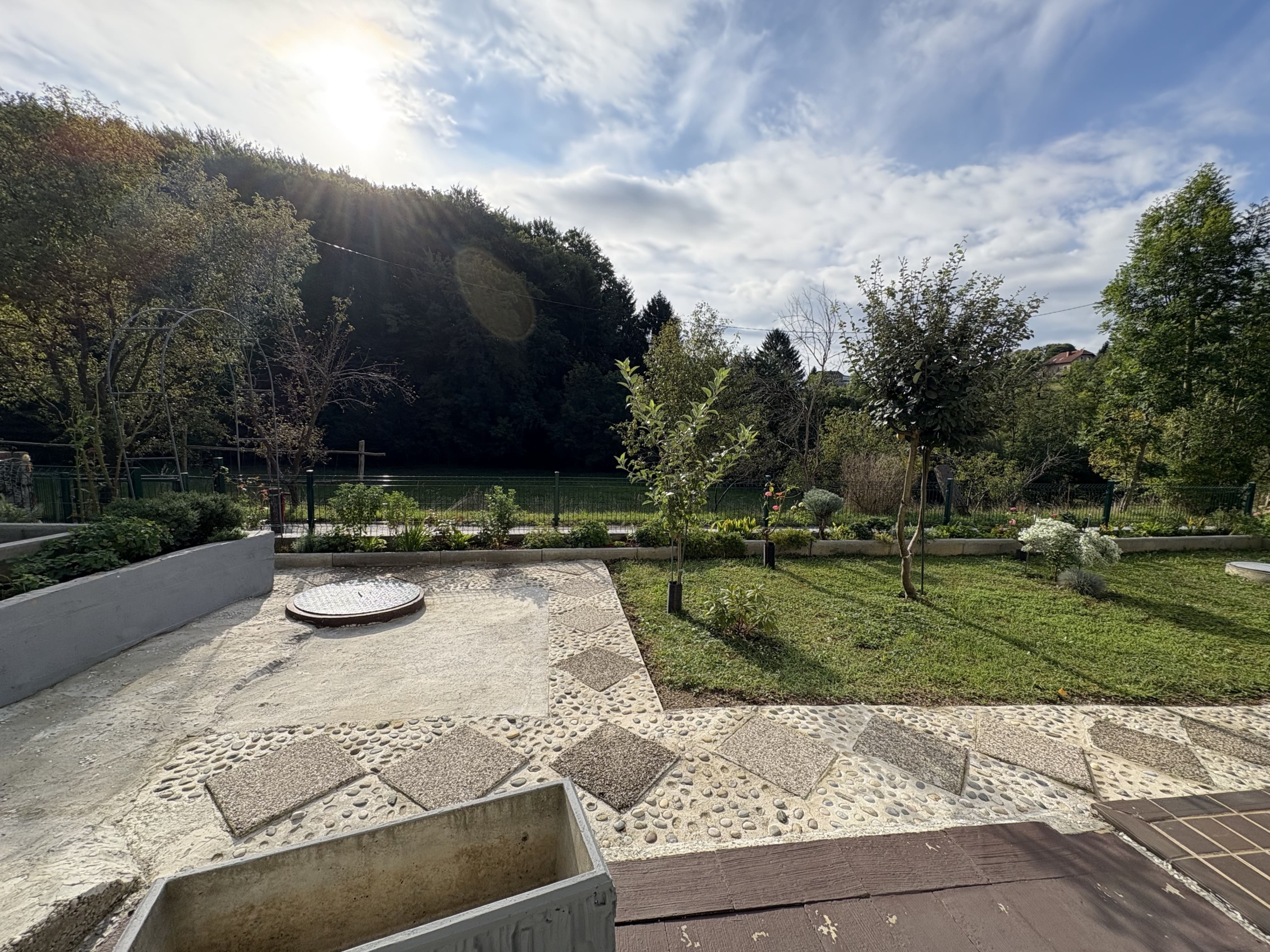 Samostojna-hiša-Zgornji-Duplek-Rendera-balkon-dvorišče Samostojna-hiša-Zgornji-Duplek-Rendera-balkon-dvorišče