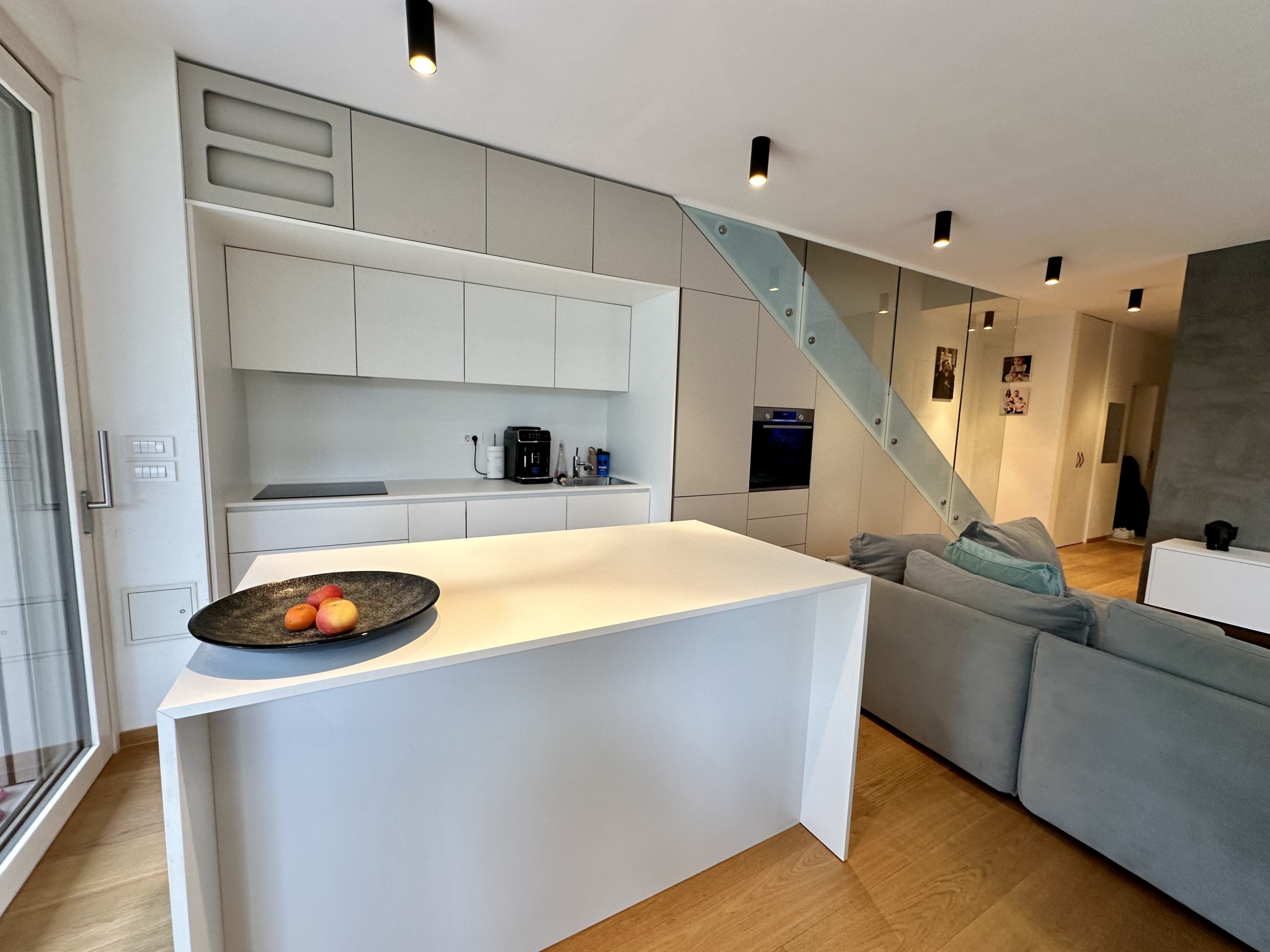 4-sobno-duplex-stanovanje-Tacen-pod-Šmarno-goro-Ljubljana-Rendera-kuhinjski-del