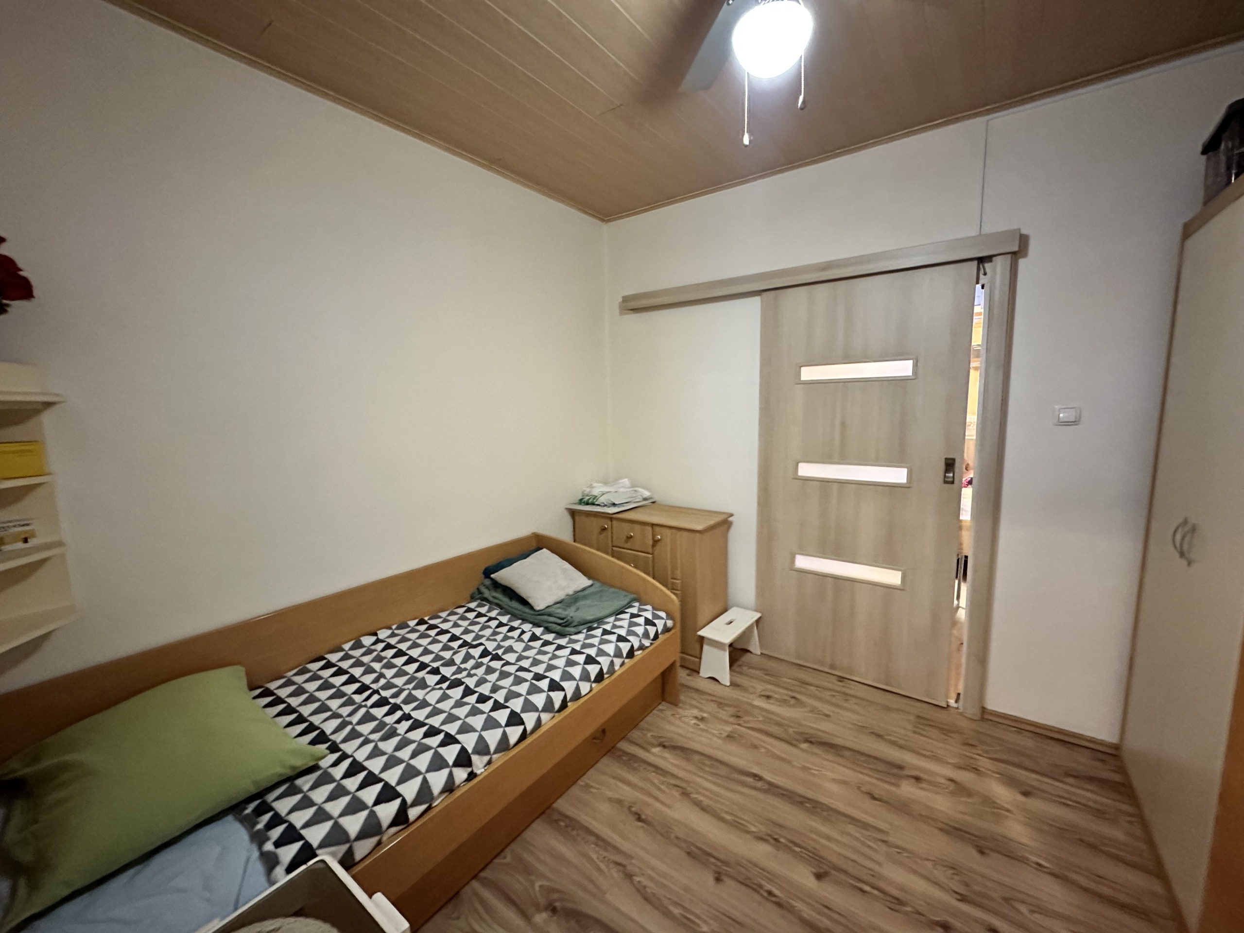 2-sobno-stanovajne-Studenci-Rendera-soba 2-sobno-stanovajne-Studenci-Rendera-soba