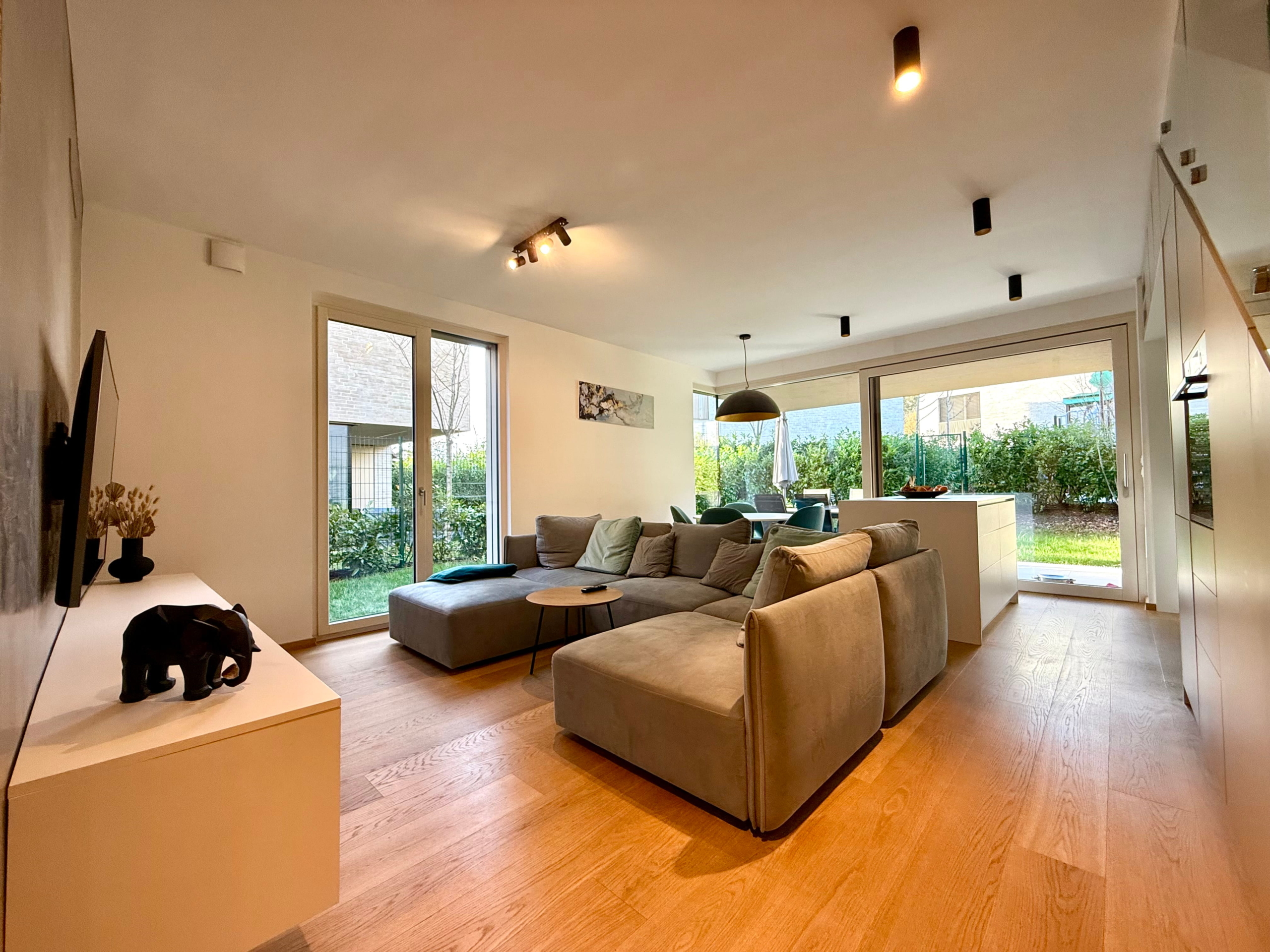 4-sobno-duplex-stanovanje-Tacen-pod-Šmarno-goro-Ljubljana-Rendera-bivalni-del