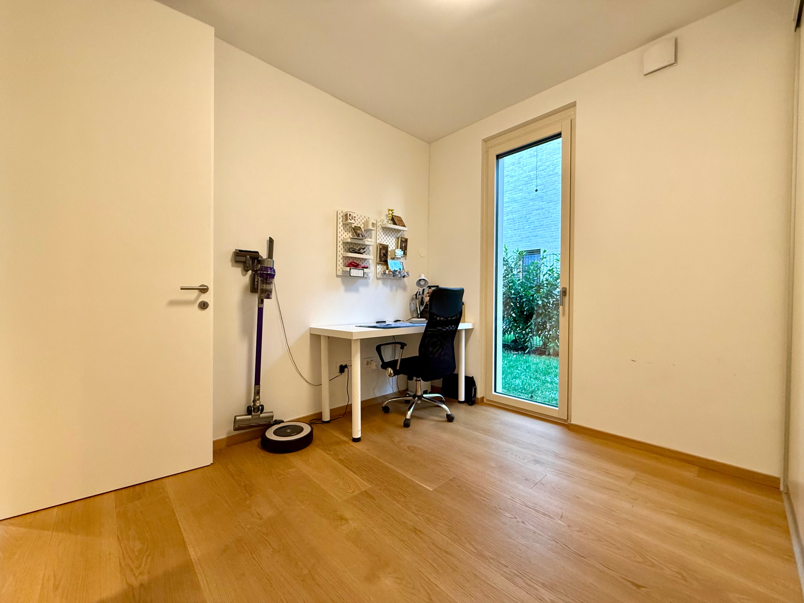 4-sobno-duplex-stanovanje-Tacen-pod-Šmarno-goro-Ljubljana-Rendera-pisarna