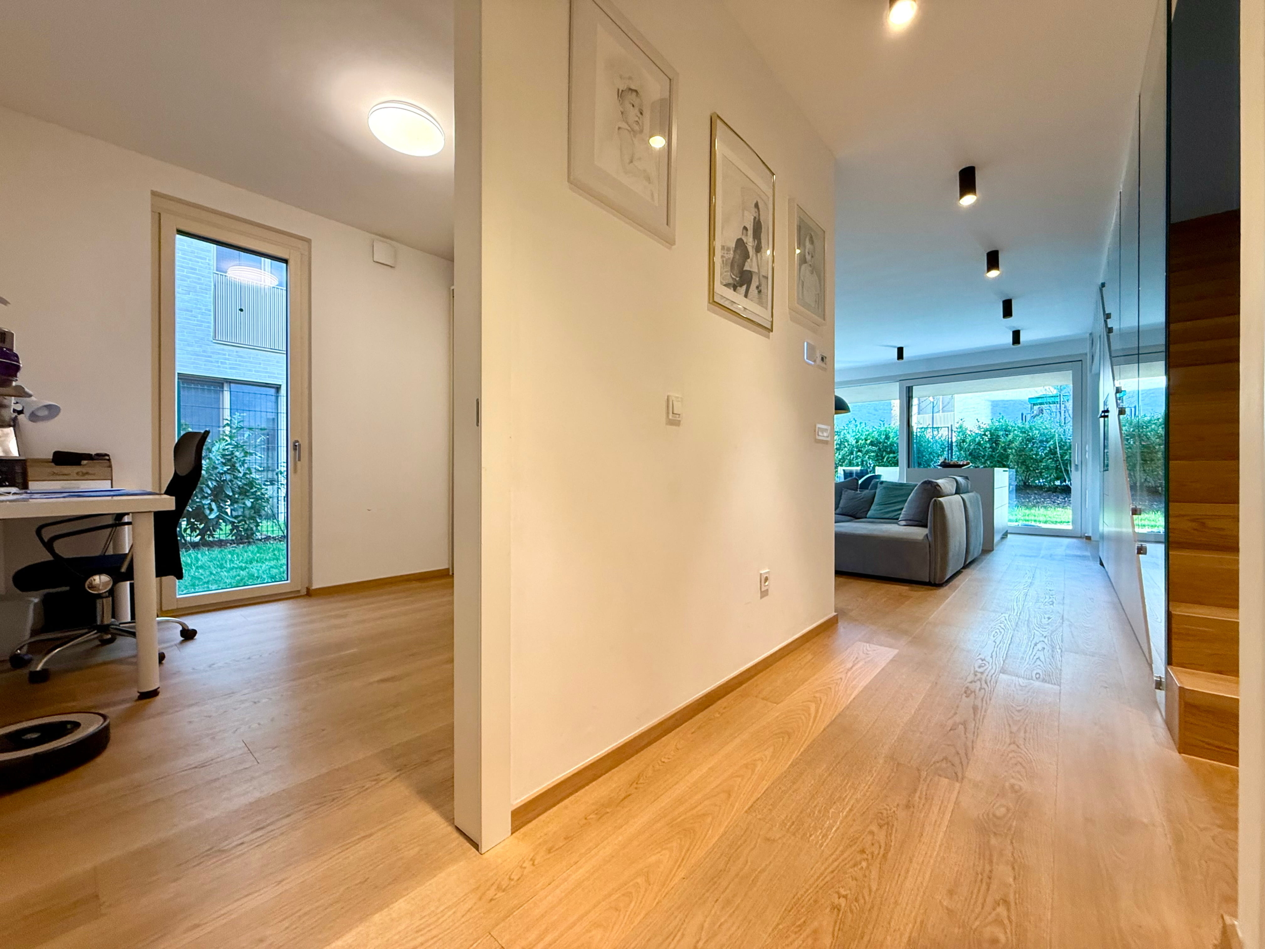 4-sobno-duplex-stanovanje-Tacen-pod-Šmarno-goro-Ljubljana-Rendera-bivalni-del