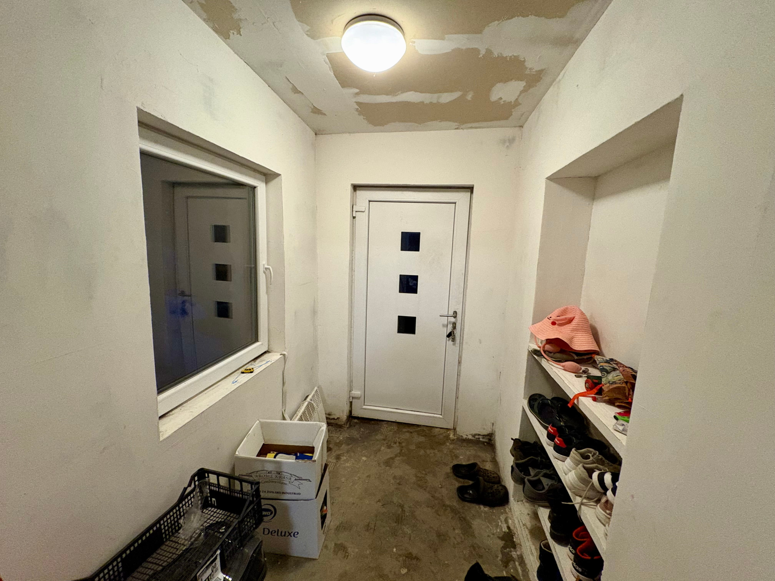 Samostojna-hiša-Juršinci-Rendera-vhod