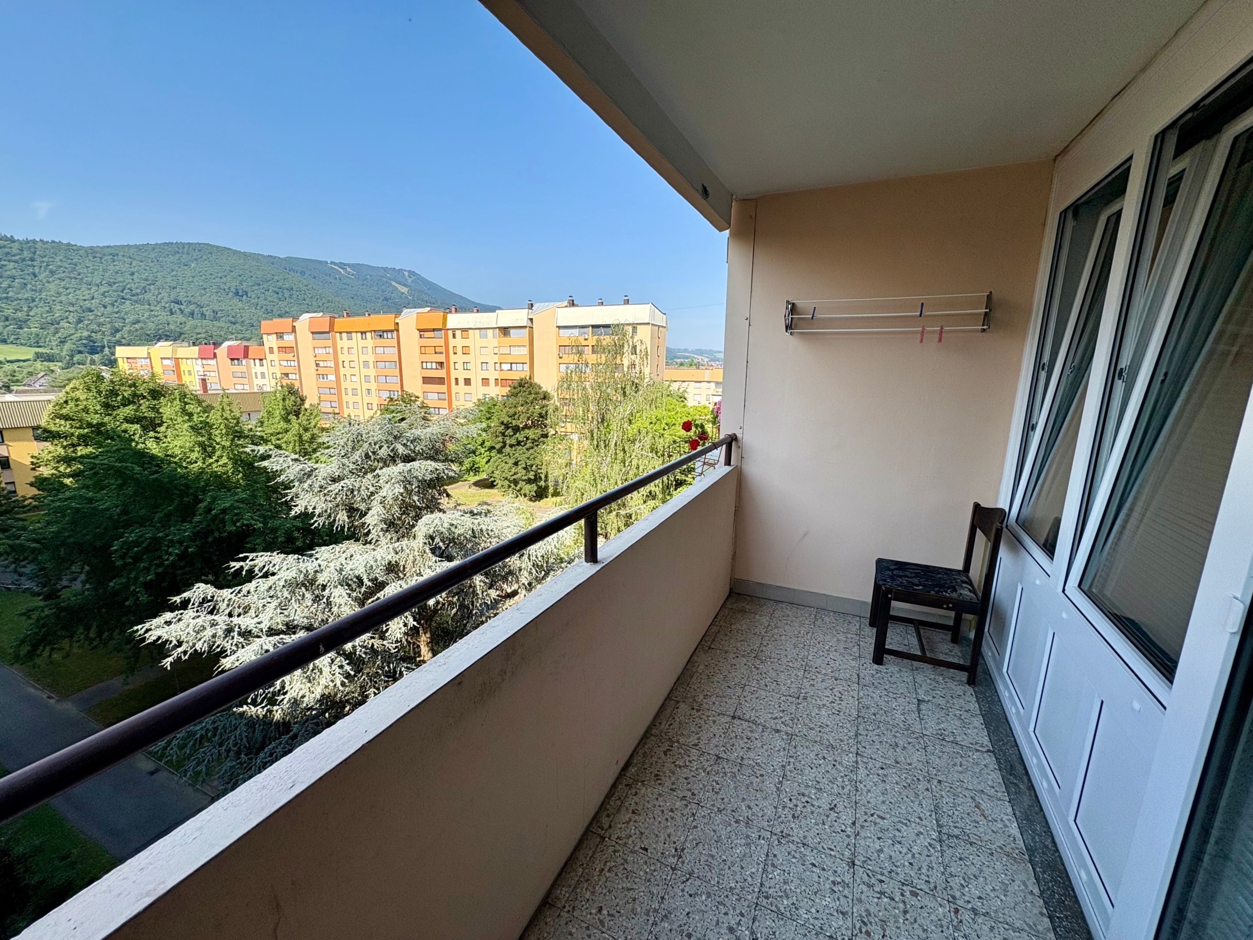3-sobno-stanovanje-Spodnje-Radvanje-Rendera-balkon